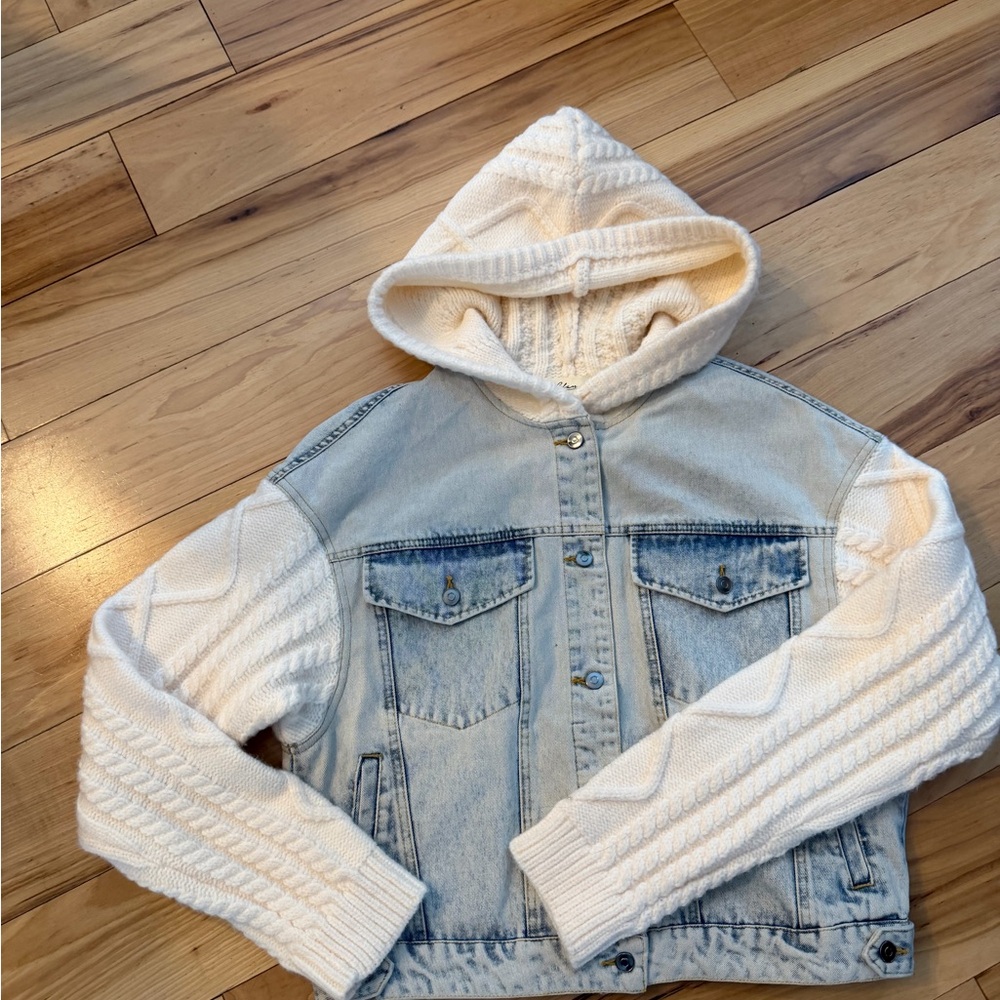 Elan Blue Denim Jacket with Cream Knit Sleeves